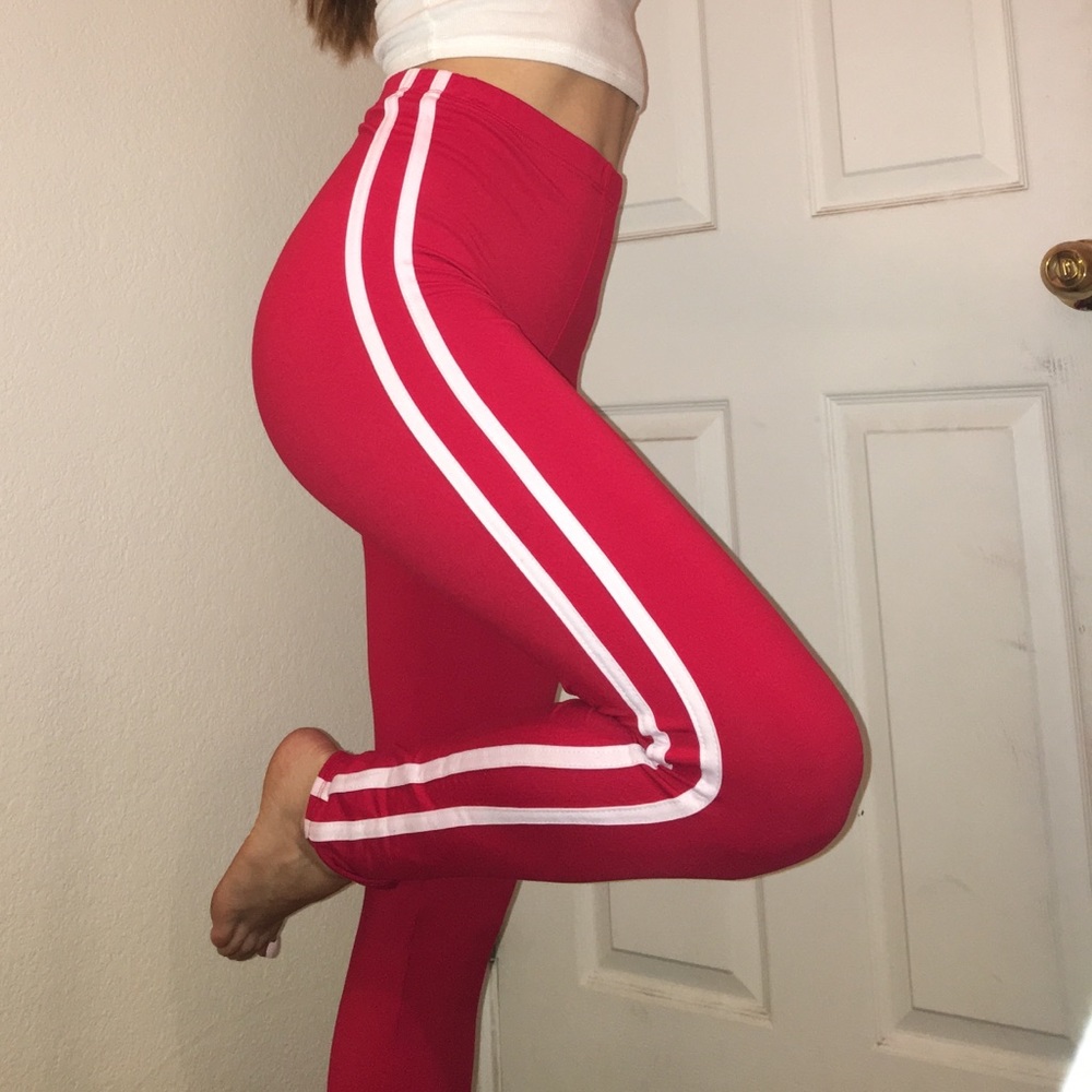 Red striped leggings 🍒